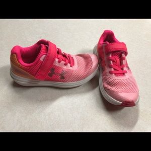 Girls Under Armour Tennis Shoes